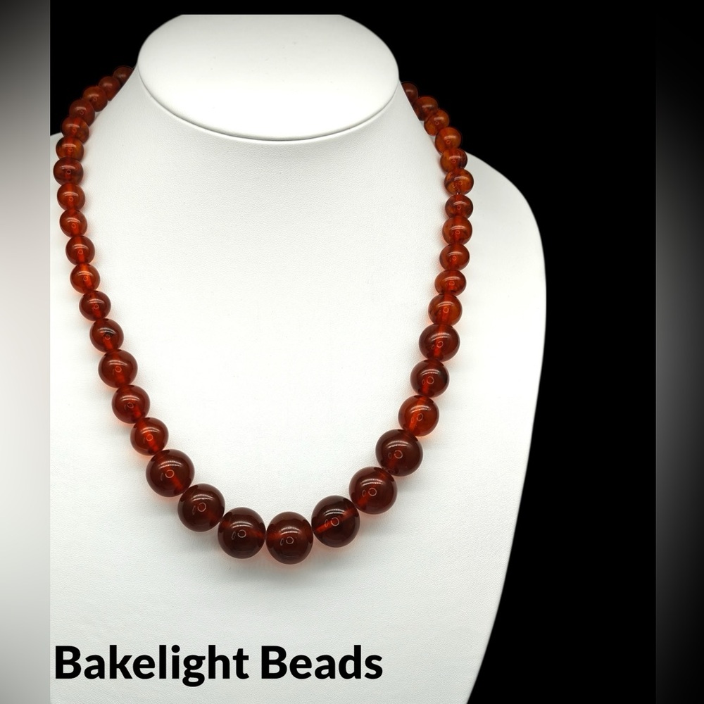 Vintage Cherry Amber Bake-light Bead Necklace - Picture 2 of 9